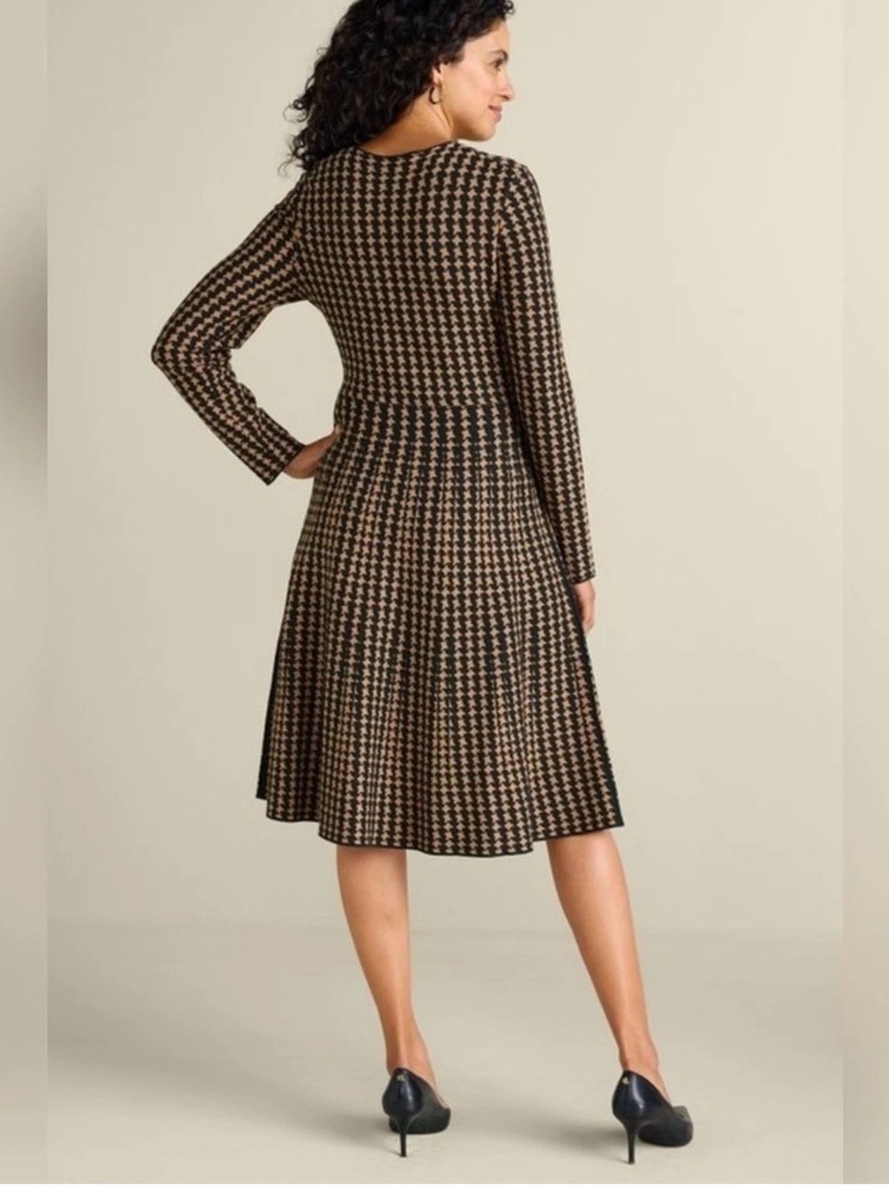 Soft Surroundings Aida Surplice Hazelnut V-neck Sweater Dress Women L Brown - Picture 2 of 6